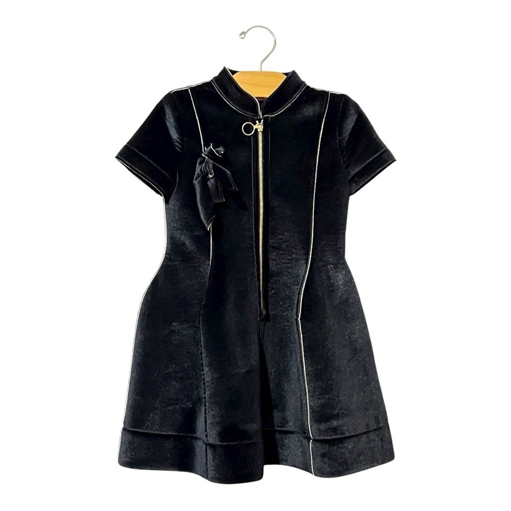 Val Max Girls Black Velvet Dress Size 6 A Line Short Sleeves Holiday Zip Front